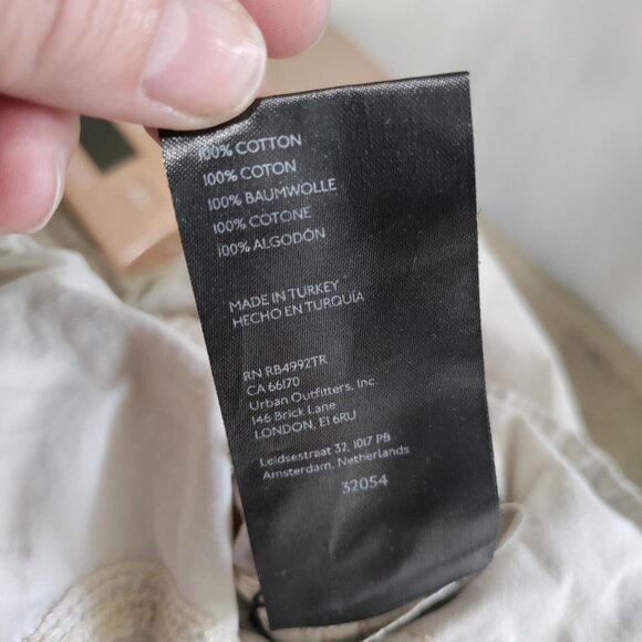 Urban Outfitters Gray Cargo Pants - Picture 5 of 9